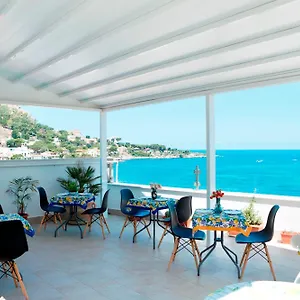 *** Frühstückspension Terrazza Sul Golfo Di Italien