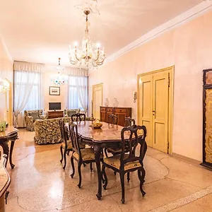 Casa Vescovo, Free Wi-fi Near San Marco Square Venezia