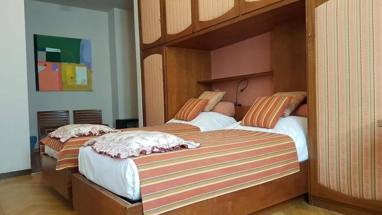 **  Milano Brera Relais B&B 이탈리아